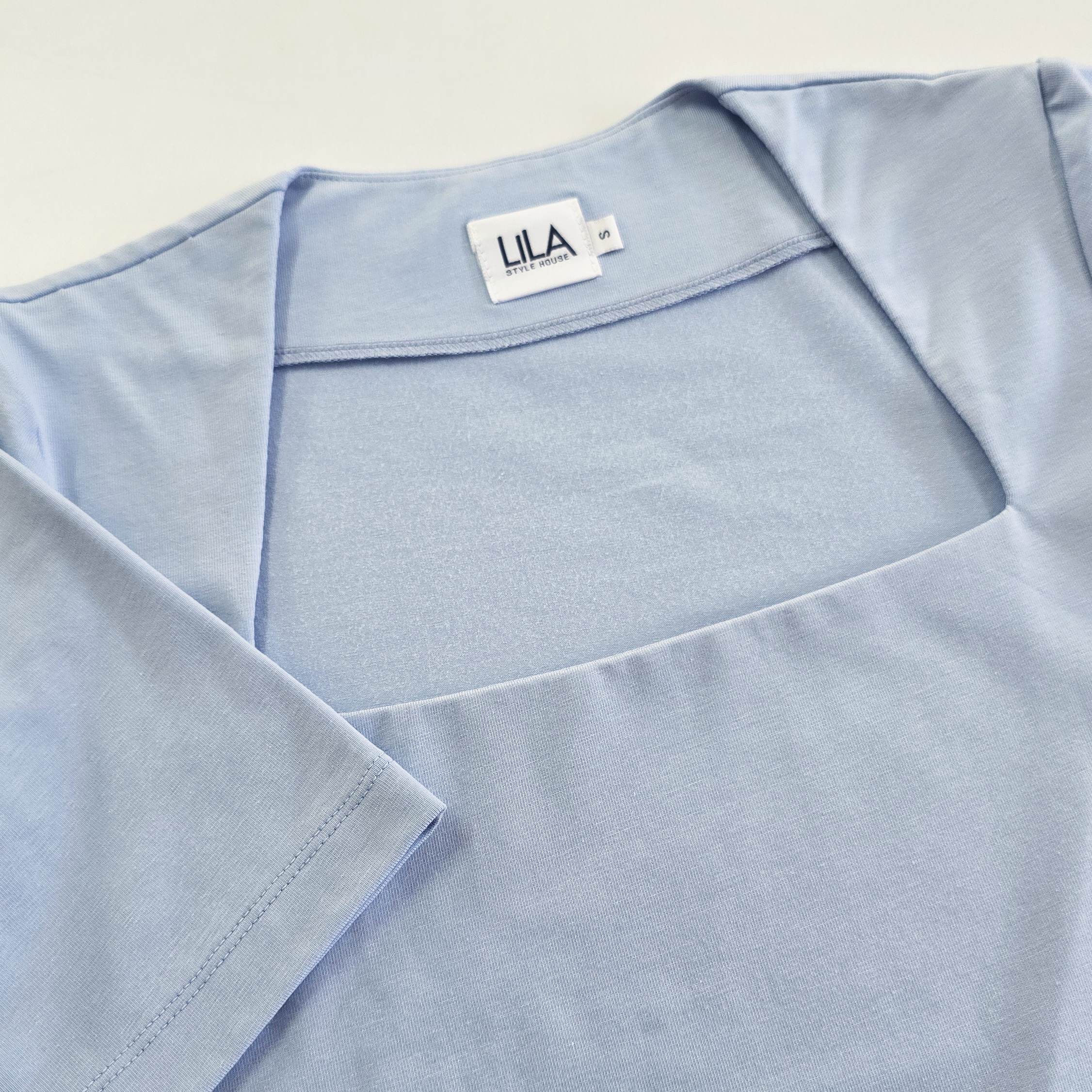 blue basic blouse detail blue basic blouse detail